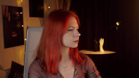 Snapshot of lisaaris chatting on June 8, 9:15 pm Lisa Aris online show from June 8, 9:15 pm