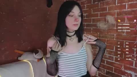 Lisa online show from February 8, 9:29 pm