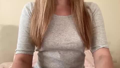 Lisa online show from February 10, 8:29 am