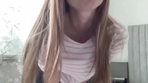 Lisa online show from April 6, 2:40 pm