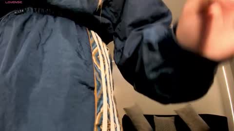 Lisa  Flowers online show from February 6, 11:02 am