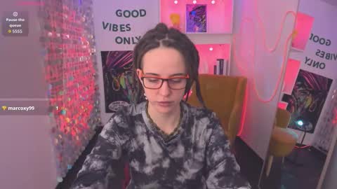 Lisa online show from March 20, 6:07 am