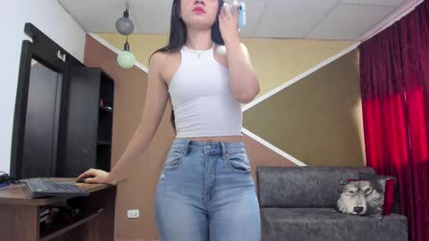 Lisa Gray Independent Model online show from October 9, 7:23 pm