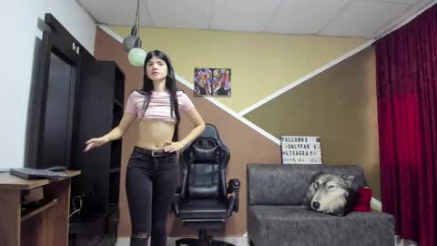 Snapshot of lisagray_1 chatting on March 24, 7:30 pm Lisa Gray Independent Model online show from March 24, 7:30 pm