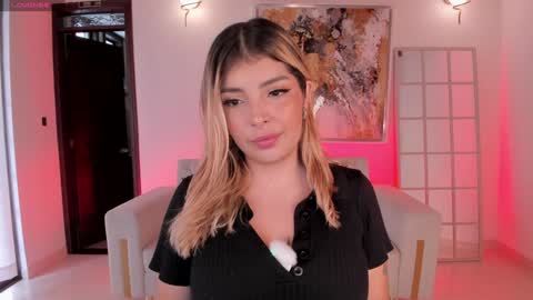 Snapshot of lisamonroe_ chatting on January 20, 8:18 pm LISA MONROE online show from January 20, 8:18 pm