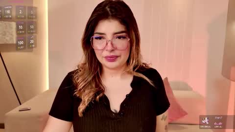 Snapshot of lisamonroe_ chatting on October 28, 12:30 pm LISA MONROE online show from October 28, 12:30 pm