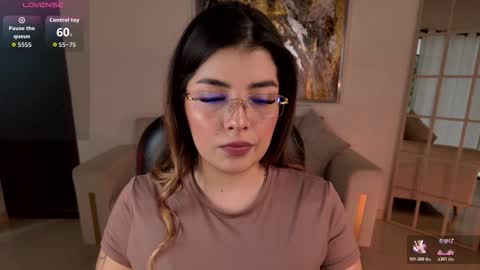 Snapshot of lisamonroe_ chatting on December 13, 8:04 pm LISA MONROE online show from December 13, 8:04 pm