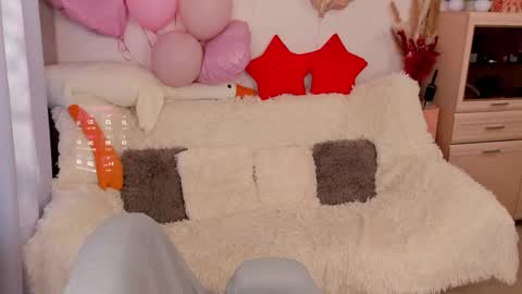 Lisa Moore online show from February 18, 5:47 am