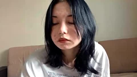 lisandrasteed online show from April 14, 9:48 am