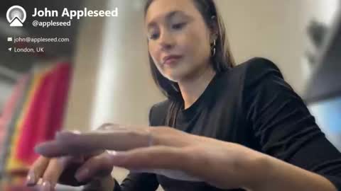 lisandriaa online show from April 4, 11:29 am