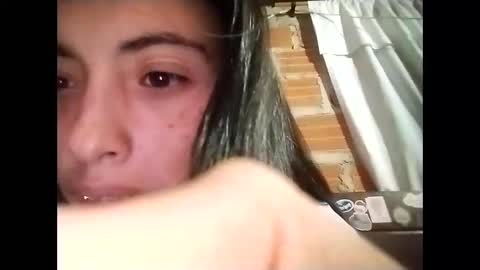 Snapshot of lisbeth_99 chatting on February 13, 3:39 am Lis online show from February 13, 3:39 am