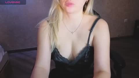 Anna online show from December 22, 11:57 pm