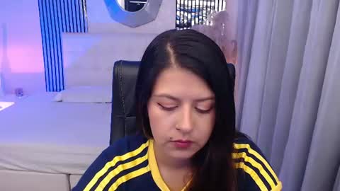 Snapshot of liss_black chatting on June 24, 4:55 am Andrea online show from June 24, 4:55 am