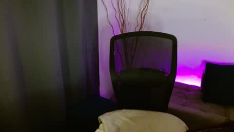  Liss  online show from June 1, 2:35 am