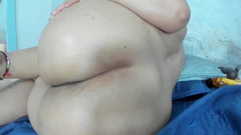 Lisa online show from December 31, 9:10 am