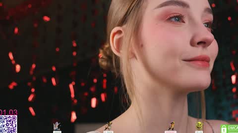 Snapshot of lissa_meooow chatting on March 1, 1:02 pm your Liza again. Next stream Dec. 1 at 2 or 3 GMT online show from March 1, 1:02 pm