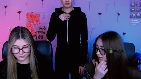 lissa_night online show from April 13, 7:08 pm