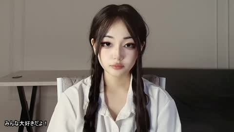 Lissa online show from April 11, 7:07 pm