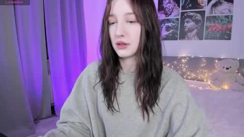 Snapshot of lissameoww chatting on October 12, 1:37 am lissameoww online show from October 12, 1:37 am