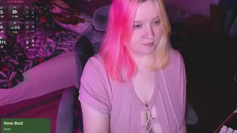 Snapshot of lissamuff chatting on May 30, 4:04 pm Lissa online show from May 30, 4:04 pm