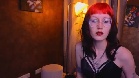 lissaros online show from February 5, 11:23 am