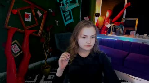 Lissa Telor online show from May 17, 9:06 am