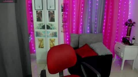 Snapshot of lissavillalobos chatting on September 10, 9:48 pm lissa online show from September 10, 9:48 pm