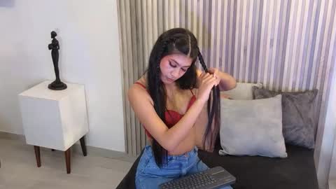 Snapshot of lissawild_ chatting on October 17, 1:46 pm ss  online show from October 17, 1:46 pm