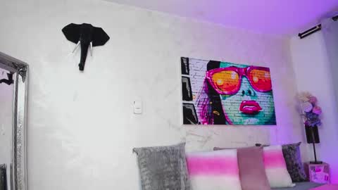 Liss Brown online show from February 14, 12:57 pm