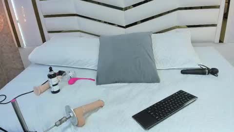 Snapshot of lisse_palmerr chatting on March 1, 1:22 am lisse_palmerr online show from March 1, 1:22 am