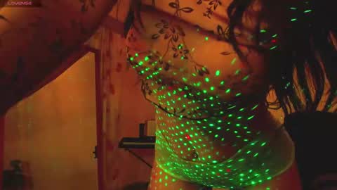 Snapshot of lisstaylor chatting on November 5, 3:39 am Liss online show from November 5, 3:39 am