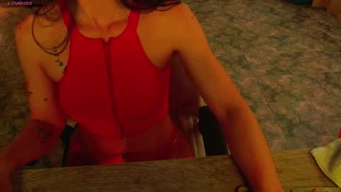 Snapshot of lisstaylor chatting on November 20, 3:23 pm Liss online show from November 20, 3:23 pm