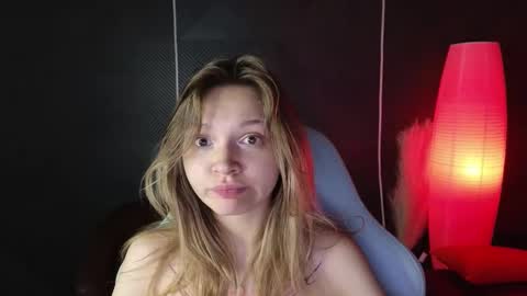 Lena online show from September 29, 1:55 am