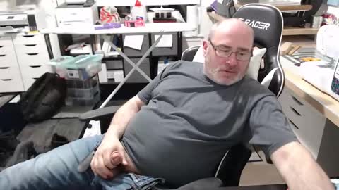 Snapshot of litemike7 chatting on March 7, 3:40 am litemike7 online show from March 7, 3:40 am