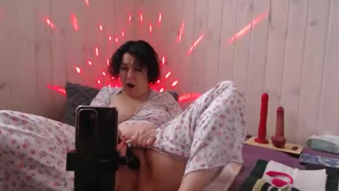 litisialove455 online show from January 13, 7:35 am