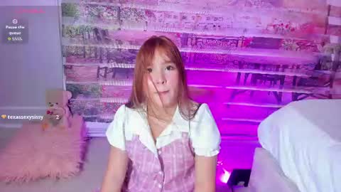 little__doll18 online show from July 18, 7:06 pm