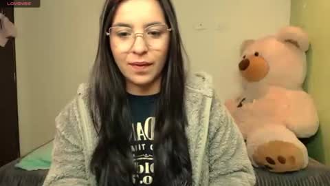 Snapshot of little__samantha_ chatting on March 15, 10:21 am Samantha. online show from March 15, 10:21 am