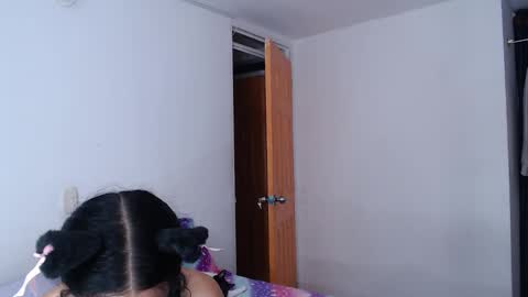 Snapshot of little_angelito2 chatting on November 8, 12:00 am TU ANGELITO online show from November 8, 12:00 am