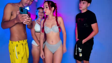 Snapshot of little_bitch42 chatting on January 15, 2:35 pm      -     online show from January 15, 2:35 pm