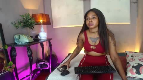 Snapshot of little_devil28 chatting on June 1, 4:14 am little_devil28 online show from June 1, 4:14 am