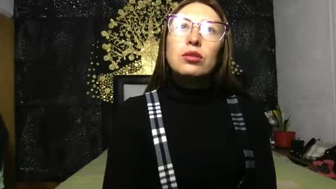 Snapshot of little_devil_diablita90 chatting on December 15, 1:32 am Diablita online show from December 15, 1:32 am