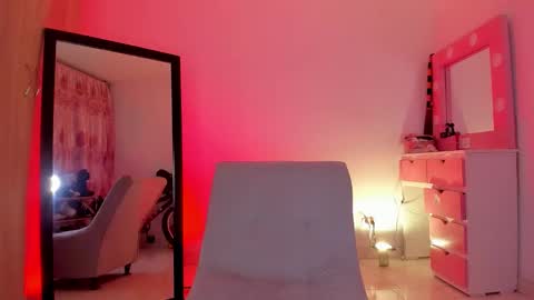 Emily online show from September 30, 4:39 am