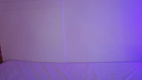 Snapshot of little_lilith_apple chatting on November 15, 12:13 pm little_lilith_apple online show from November 15, 12:13 pm