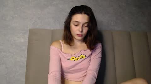 Mia   Im online every day 1530 PM in New York  2030 PM in London online show from October 21, 9:04 pm