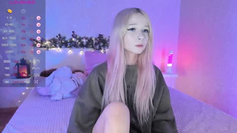 Snapshot of little_misaki chatting on January 6, 8:39 pm Maria online show from January 6, 8:39 pm