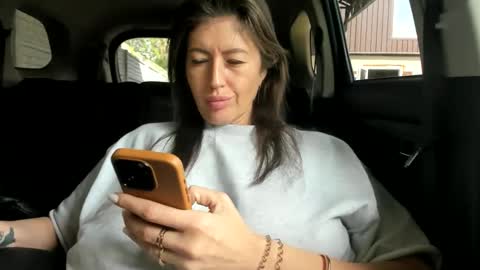 Snapshot of little_princess777 chatting on May 12, 6:21 am my Instagram online show from May 12, 6:21 am