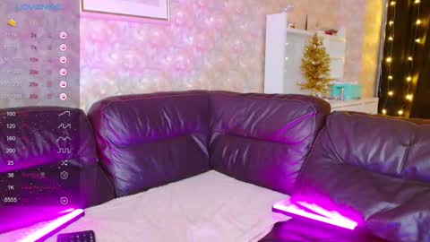 little_rockk online show from November 28, 5:21 am