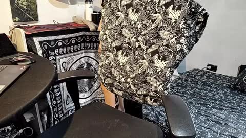 little_savage online show from April 2, 6:27 pm