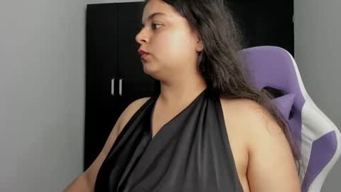 Snapshot of little_shaara chatting on January 26, 10:46 pm Shaara online show from January 26, 10:46 pm