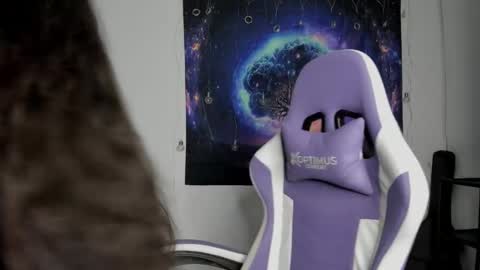 Snapshot of little_shaara chatting on February 7, 11:34 pm Shaara online show from February 7, 11:34 pm